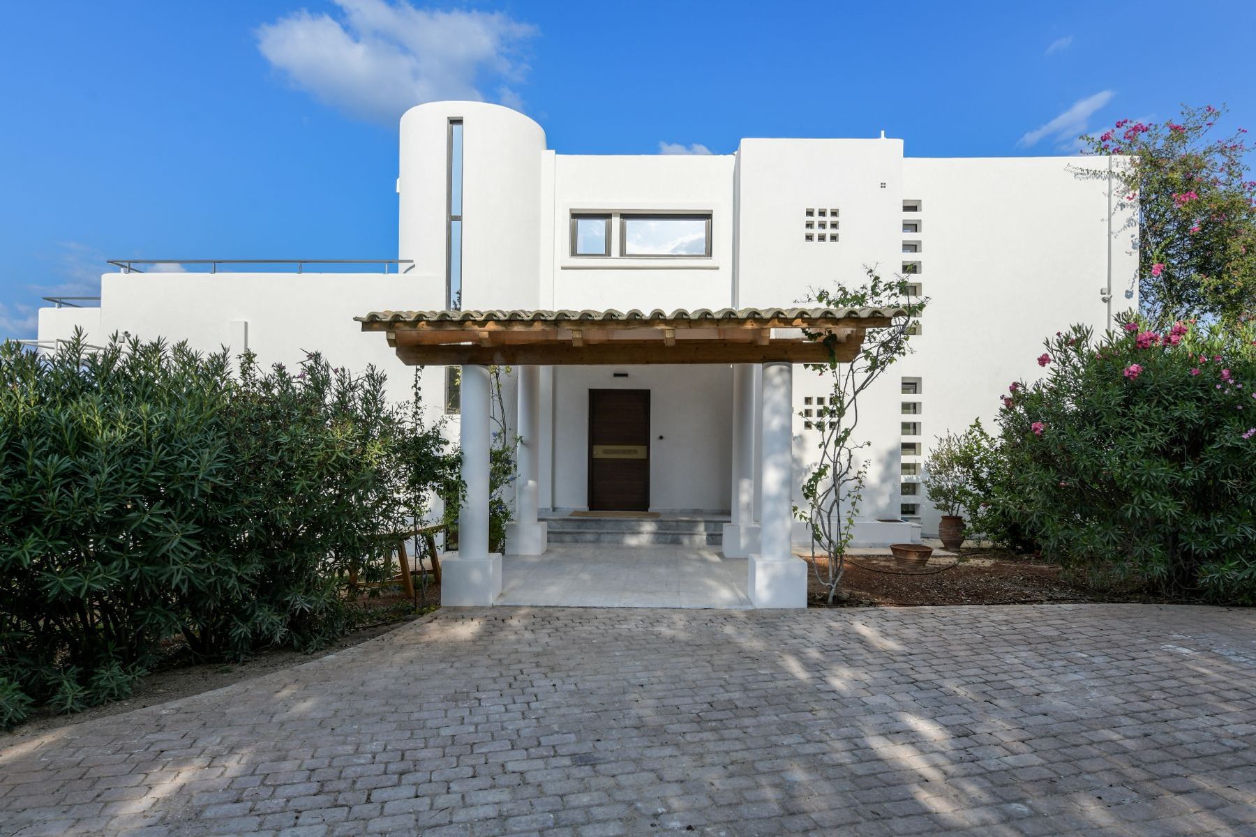 Kilada On The Rocks villa photo.